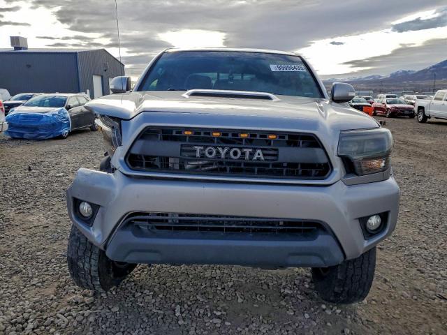 Toyota Tacoma Double Cab Image 2