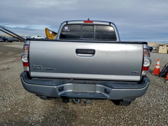 Toyota Tacoma Double Cab Image 7
