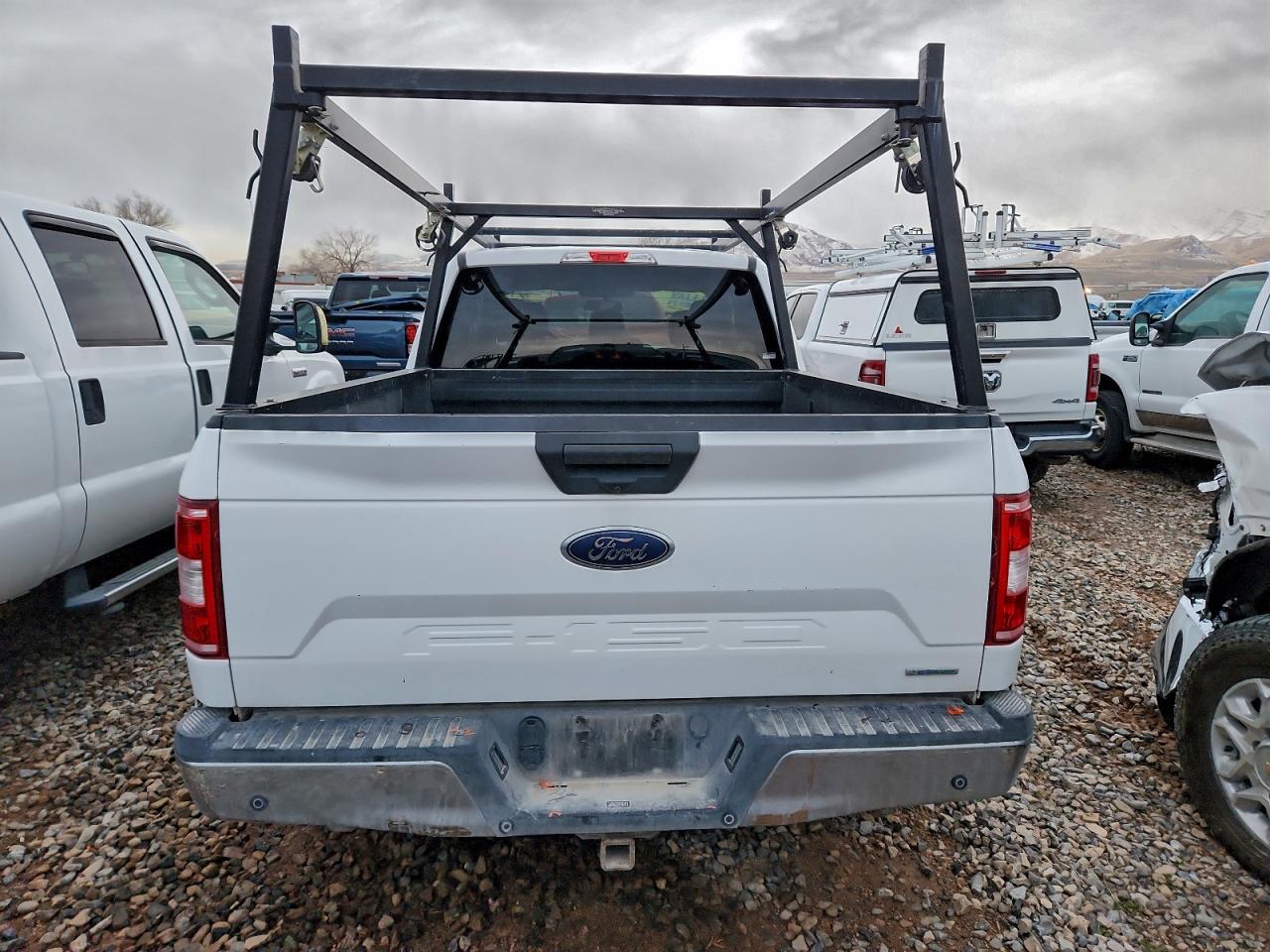 Ford F-150 Super Cab Image 9