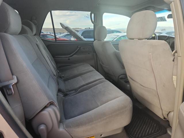 Toyota Sequoia Sr5 Image 4