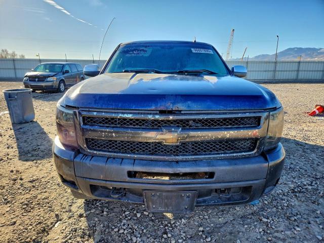 Chevrolet Silverado K1500 Ls Image 10