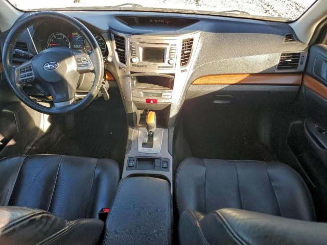 Subaru Outback 2.5i Limited Image 9