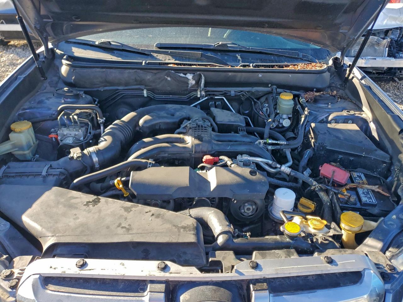 Subaru Outback 2.5i Limited Image 8