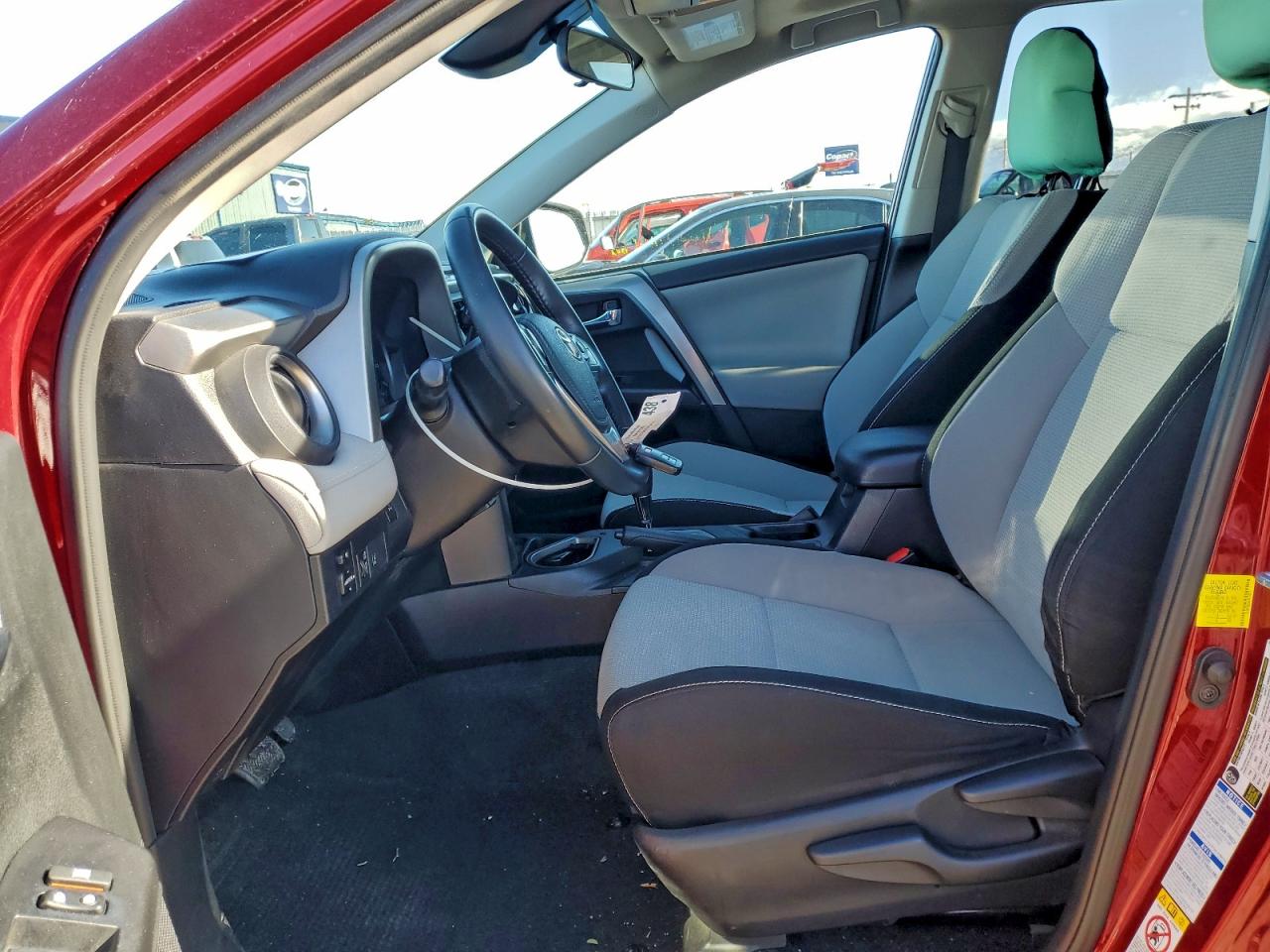 Toyota RAV4 Adventure Image 3