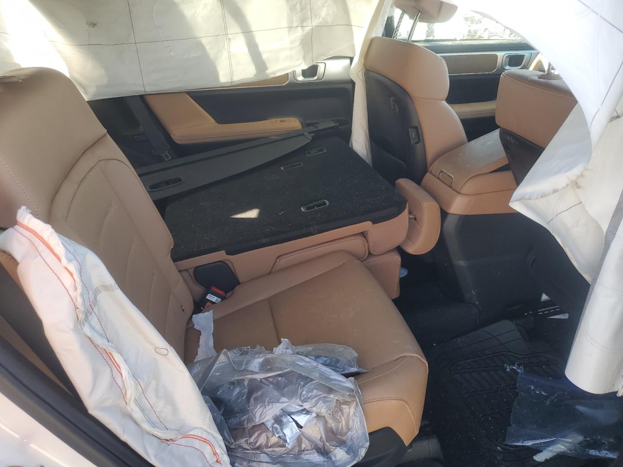 Hyundai SANTA FE Limited Image 3