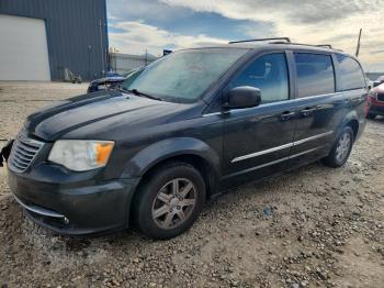  Salvage Chrysler Minivan