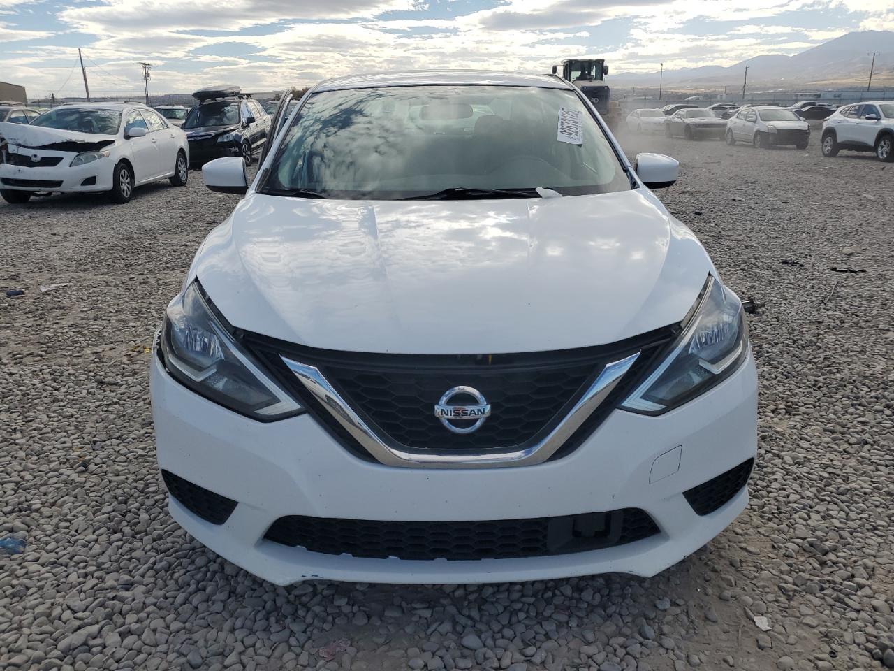 Nissan Sentra S Image 9