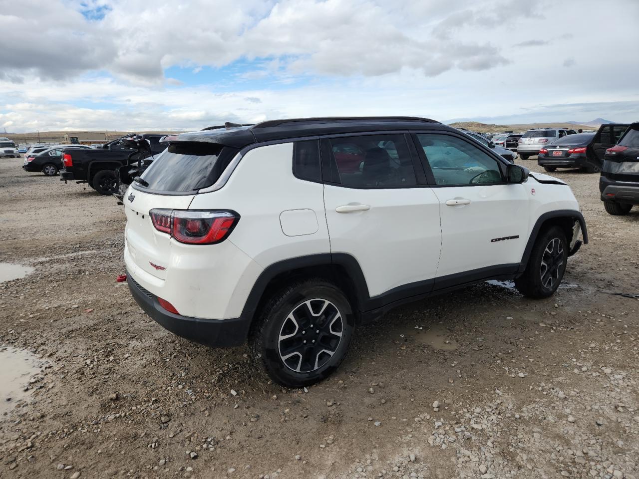 Jeep Compass Trailhawk Image 9