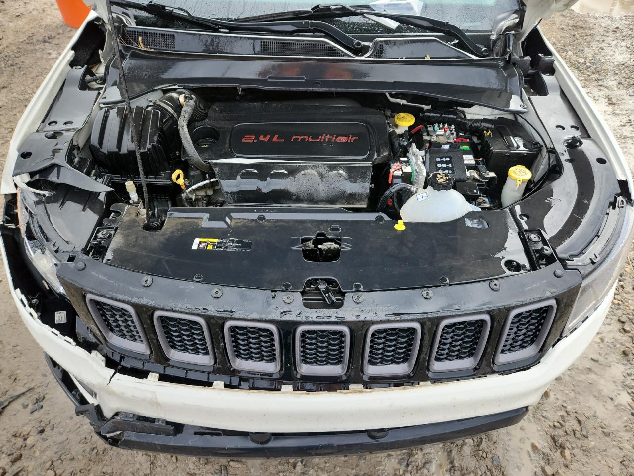 Jeep Compass Trailhawk Image 4