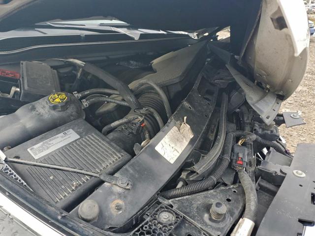 GMC Yukon Denali Image 10