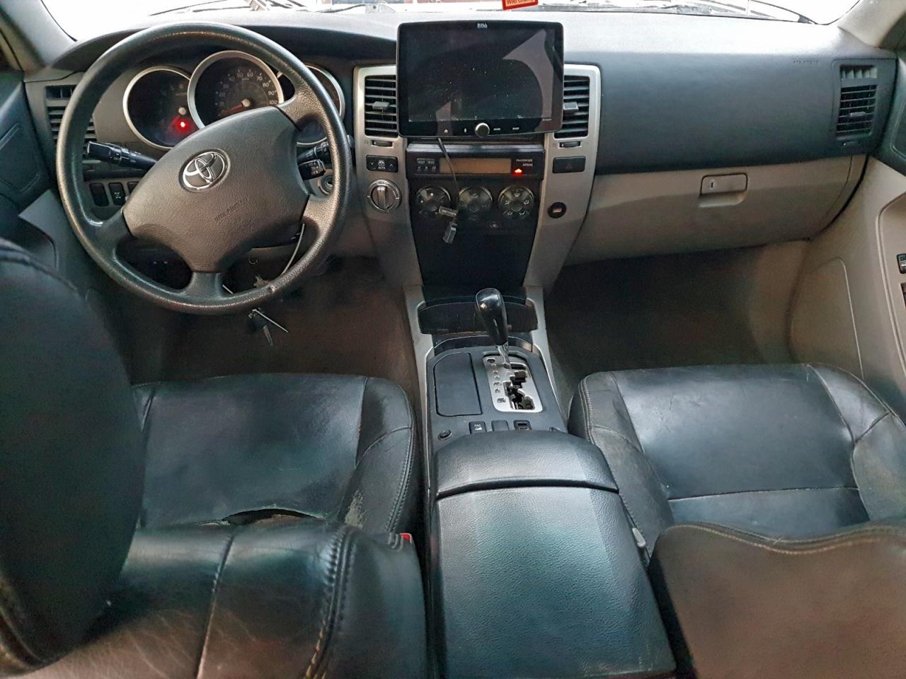 Toyota 4Runner Sr5 Image 4