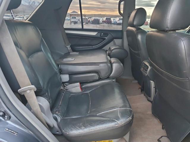 Toyota 4Runner Sr5 Image 9