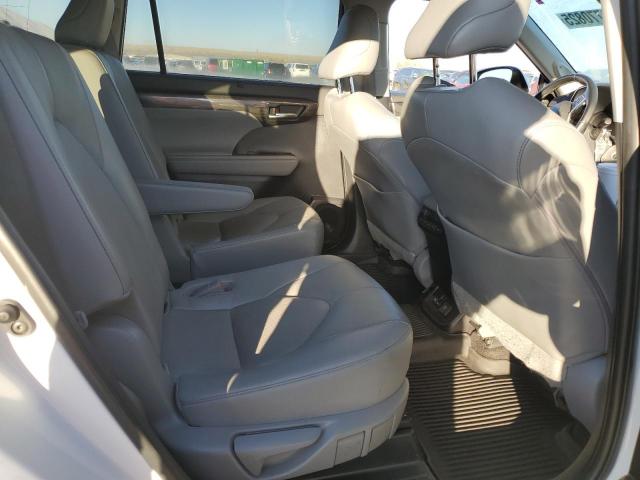 Toyota Highlander L Image 8