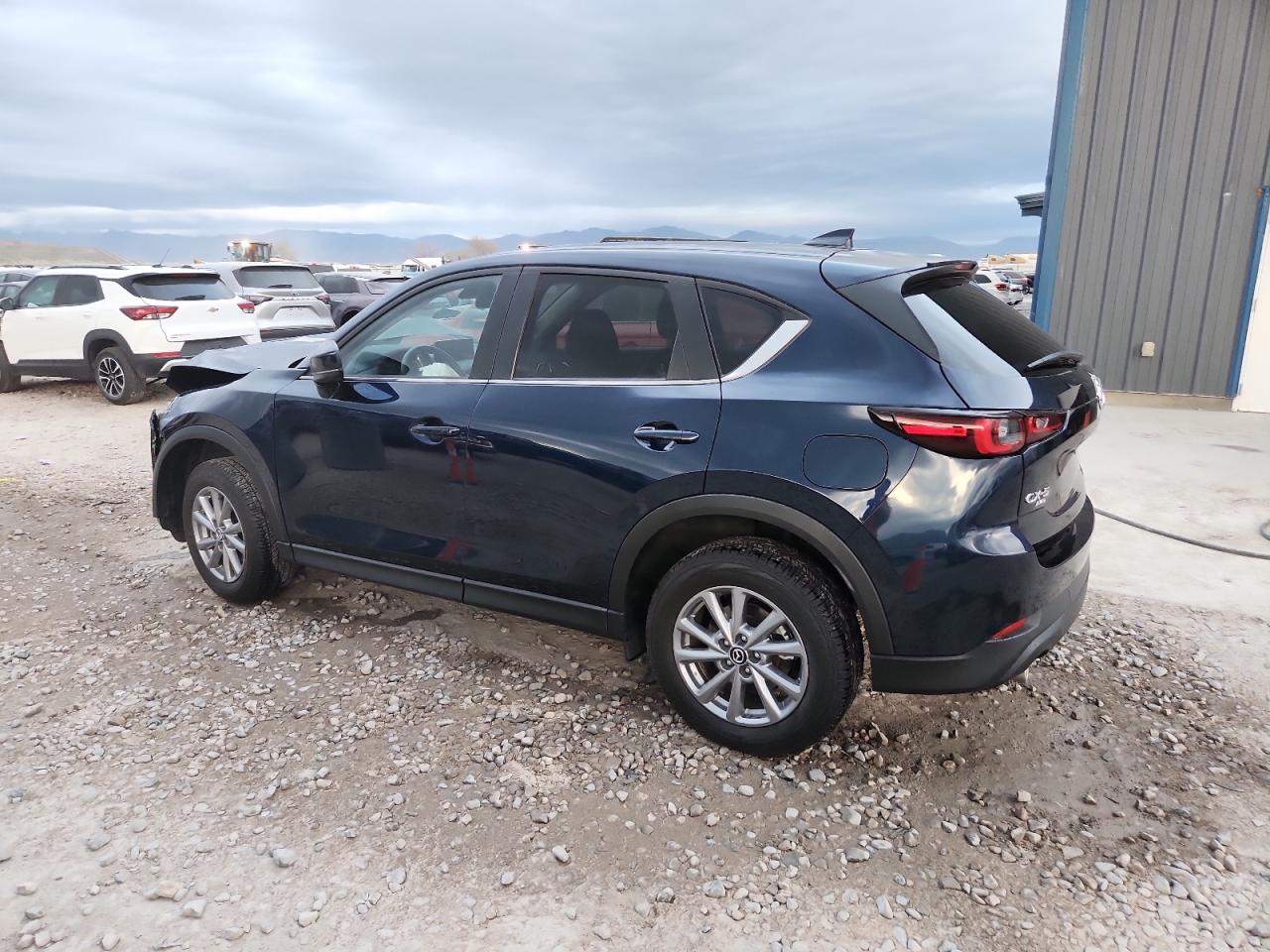 Mazda Cx Select Image 2