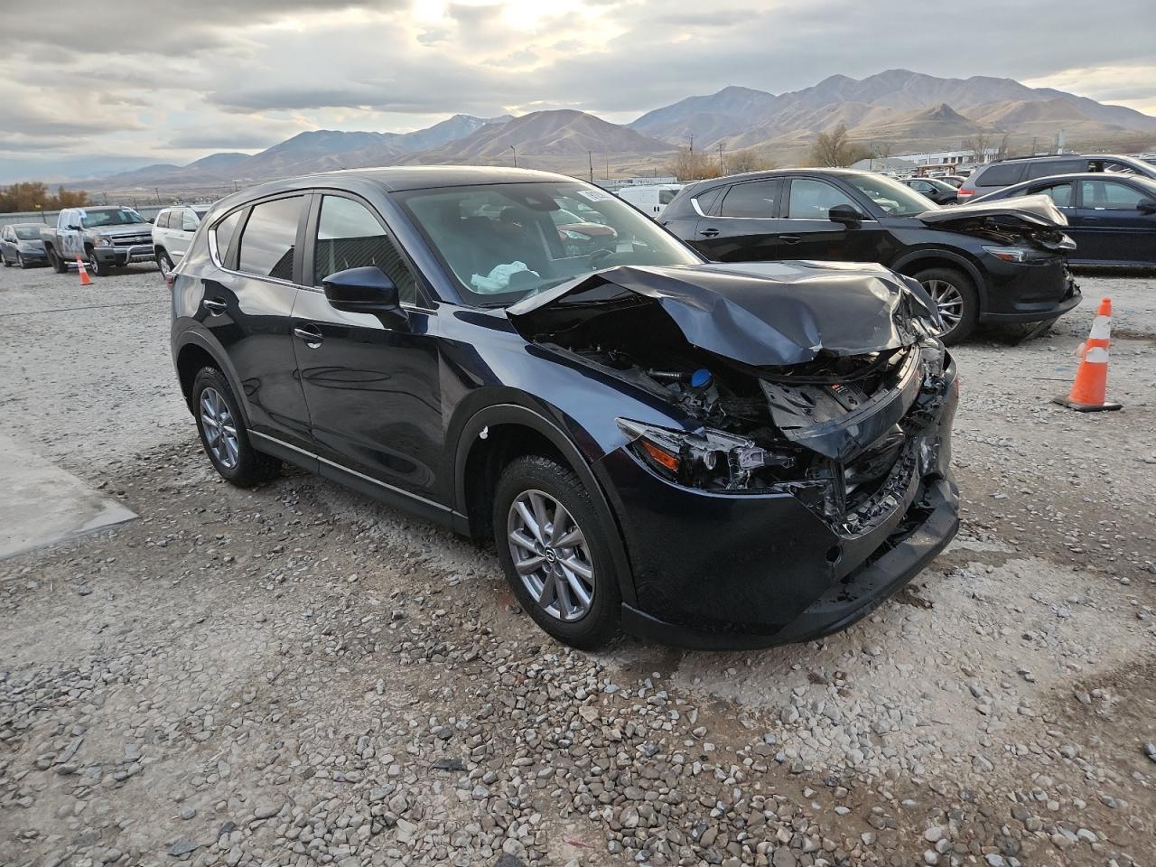 Mazda Cx Select Image 11