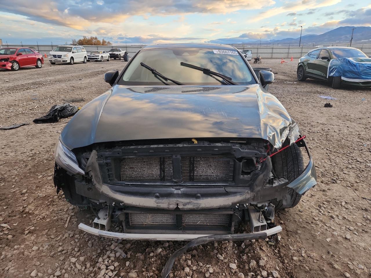 Volvo S60 T5 Momentum Image 9