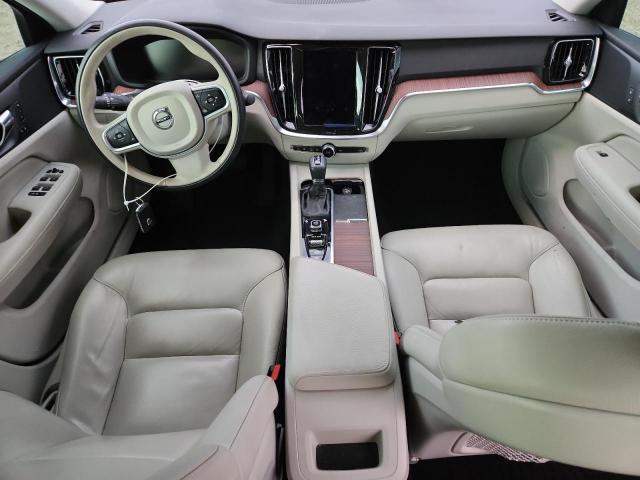 Volvo S60 T5 Momentum Image 5