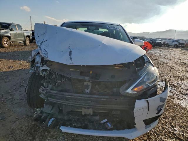 Nissan Sentra S Image 2