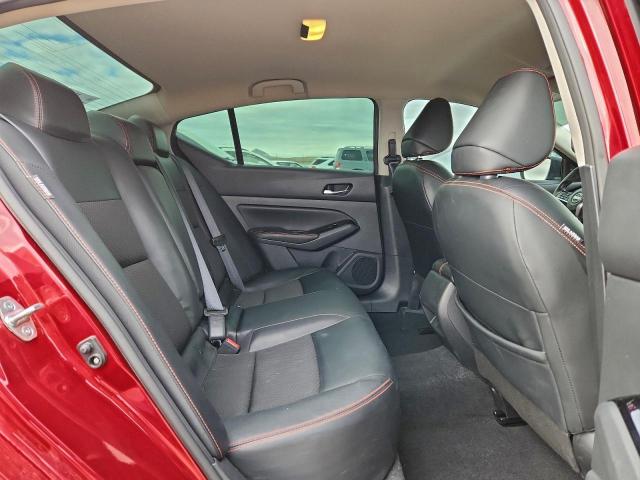 Nissan Altima Sr Image 11