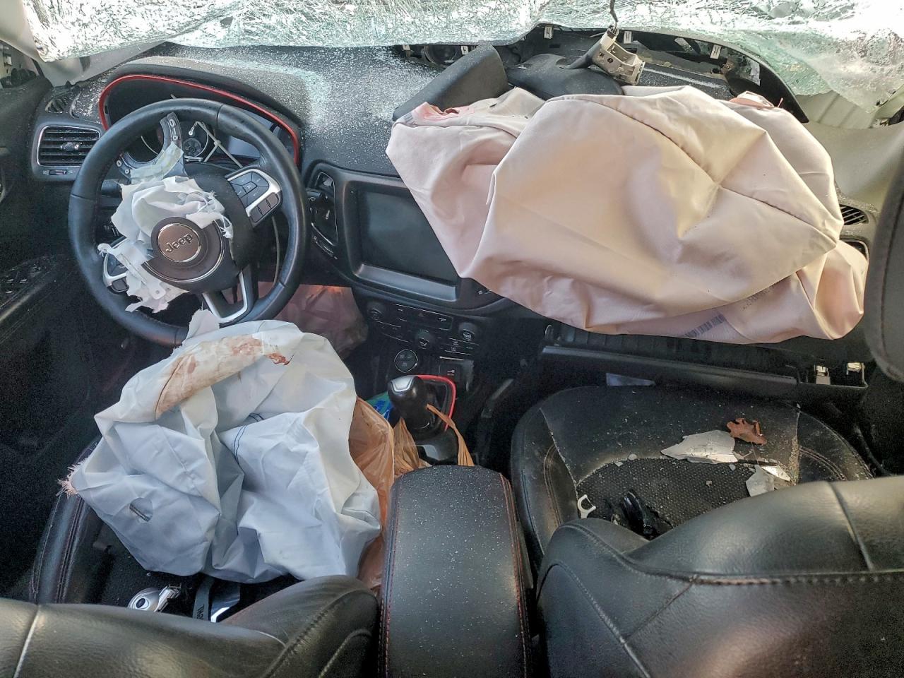 Jeep Compass Trailhawk Image 6