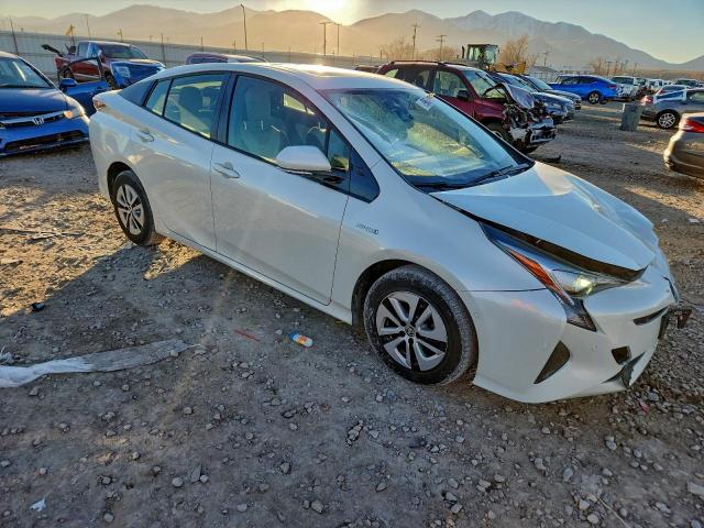 Toyota Prius Image 2