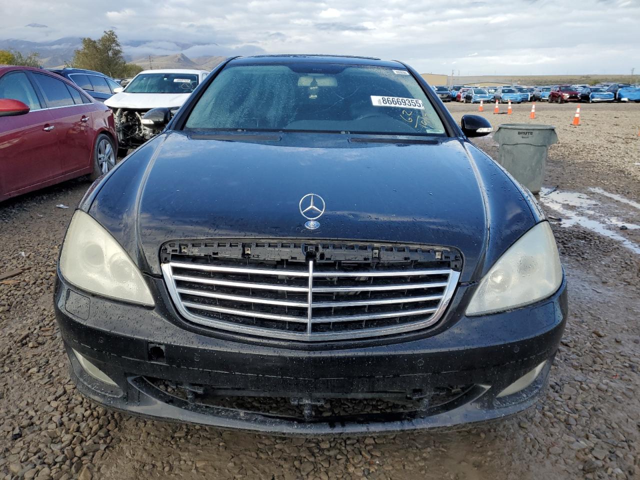 Mercedes-Benz S-Class 550 4matic Image 3