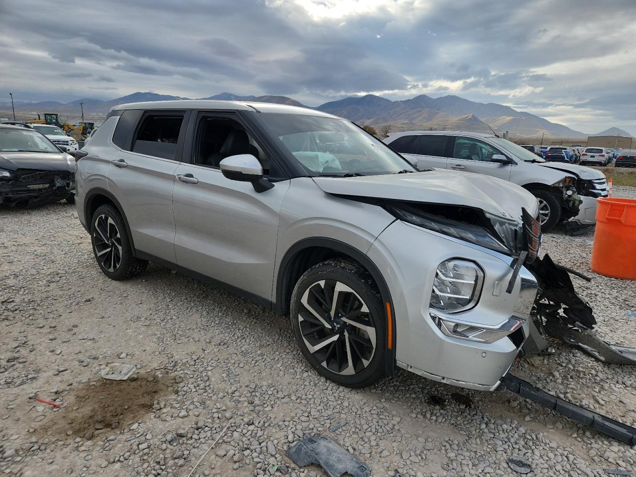 Mitsubishi Outlander Se Image 4