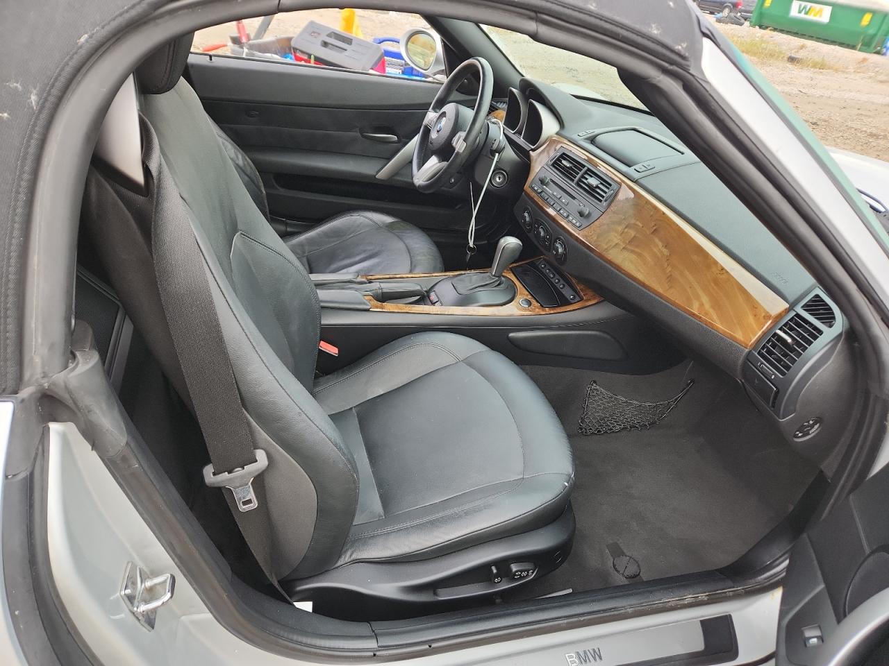 BMW Z Series 3.0 Image 9