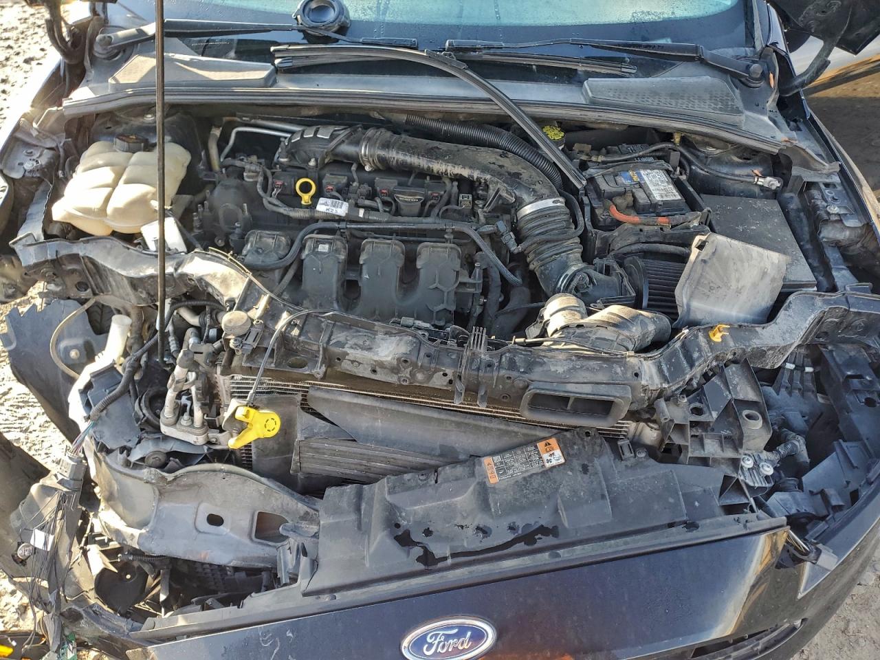 Ford Focus St Image 8