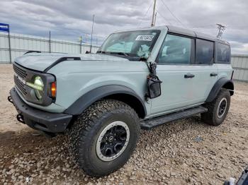  Salvage Ford Bronco