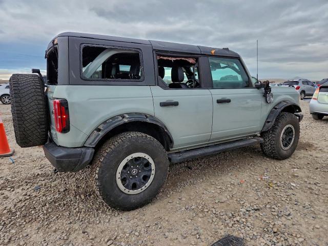 Ford Bronco Base Image 11