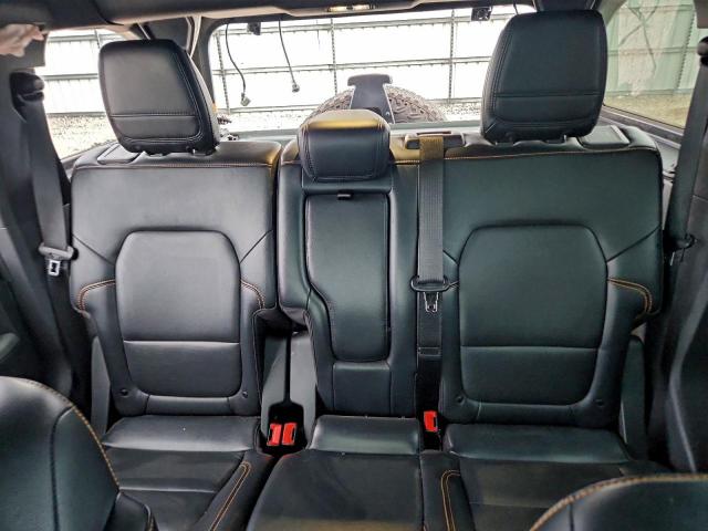 Ford Bronco Base Image 2