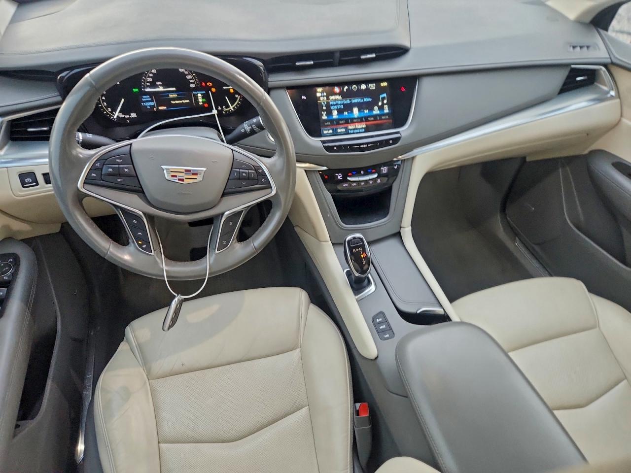 Cadillac XT5 Luxury Image 7