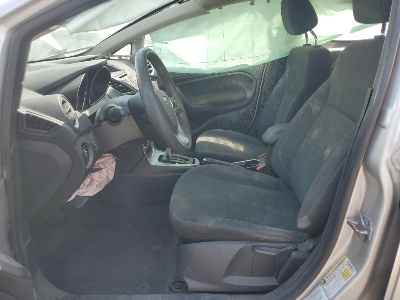 Ford Fiesta Se Image 9