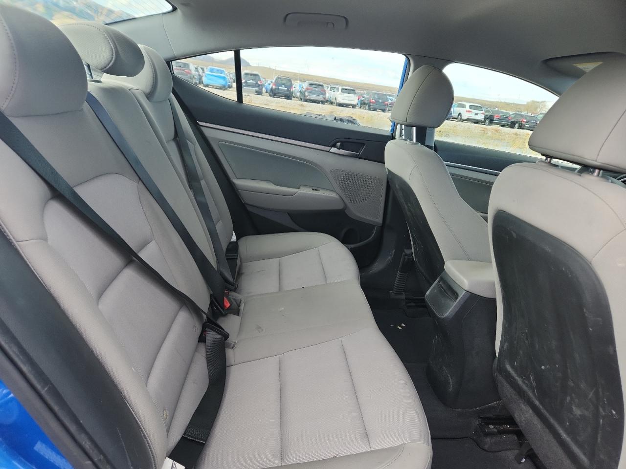 Hyundai ELANTRA Se Image 12