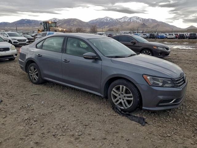 Volkswagen Passat S Image 3