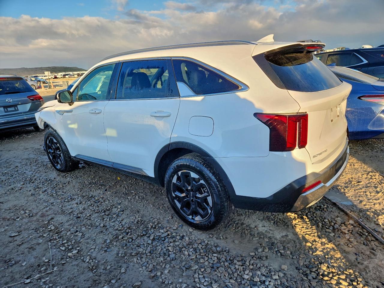 Kia Sorento S Image 5