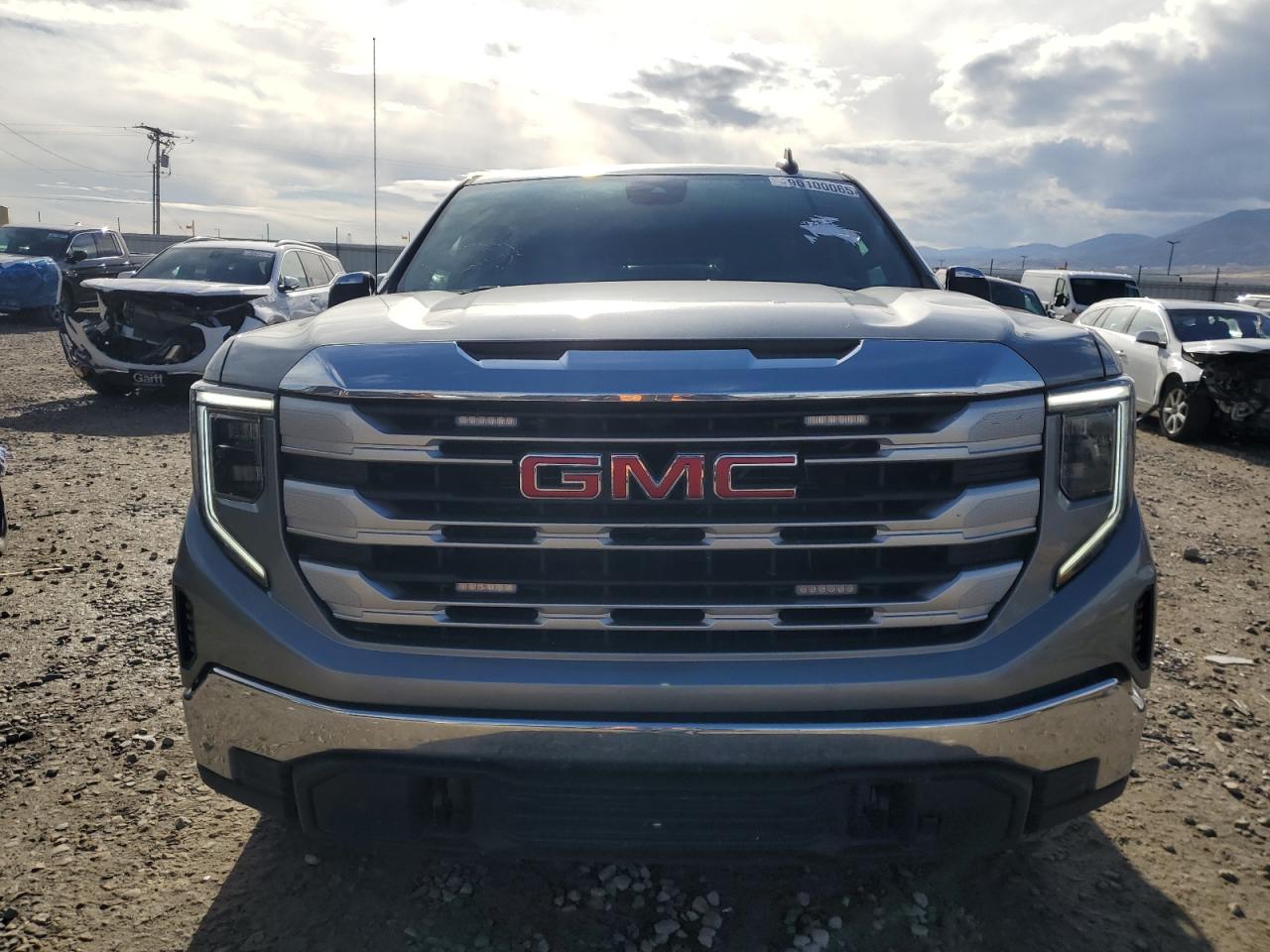 GMC Sierra K1500 Sle Image 5