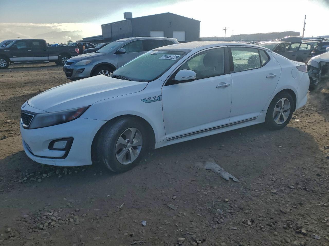 Kia Optima Hybrid Image 1