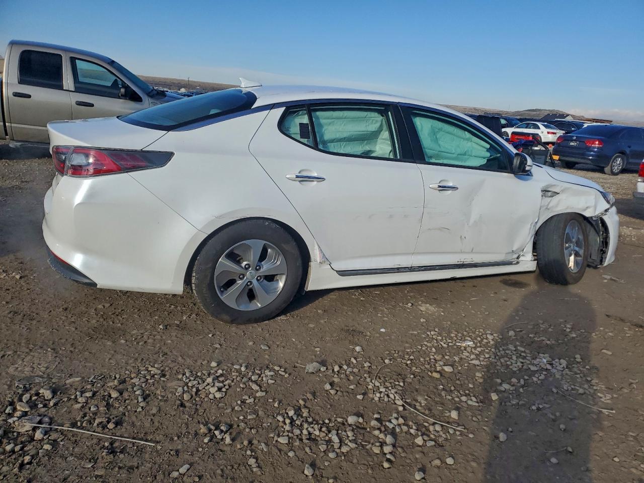 Kia Optima Hybrid Image 3