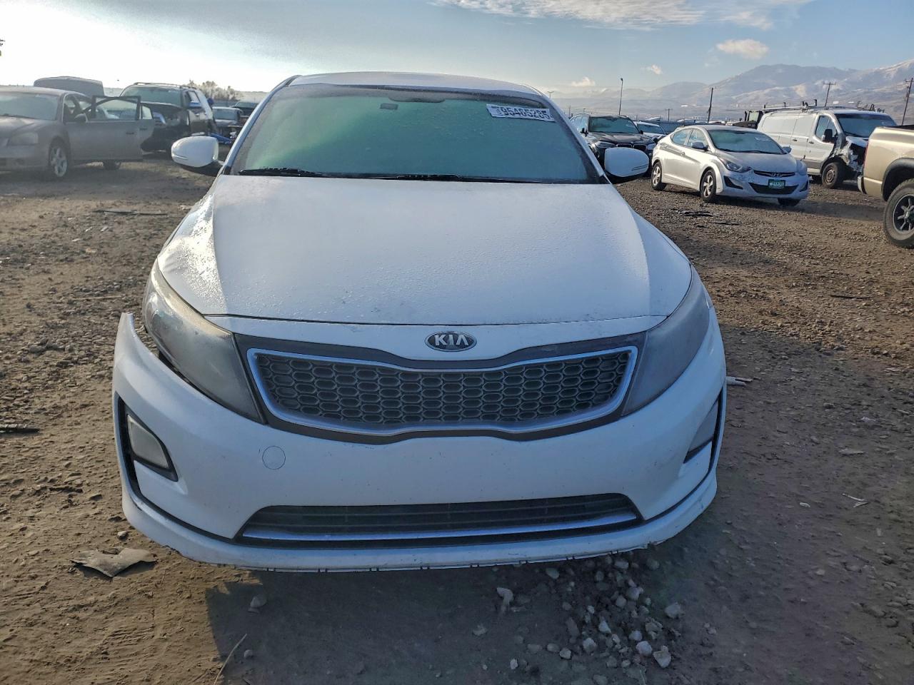 Kia Optima Hybrid Image 2