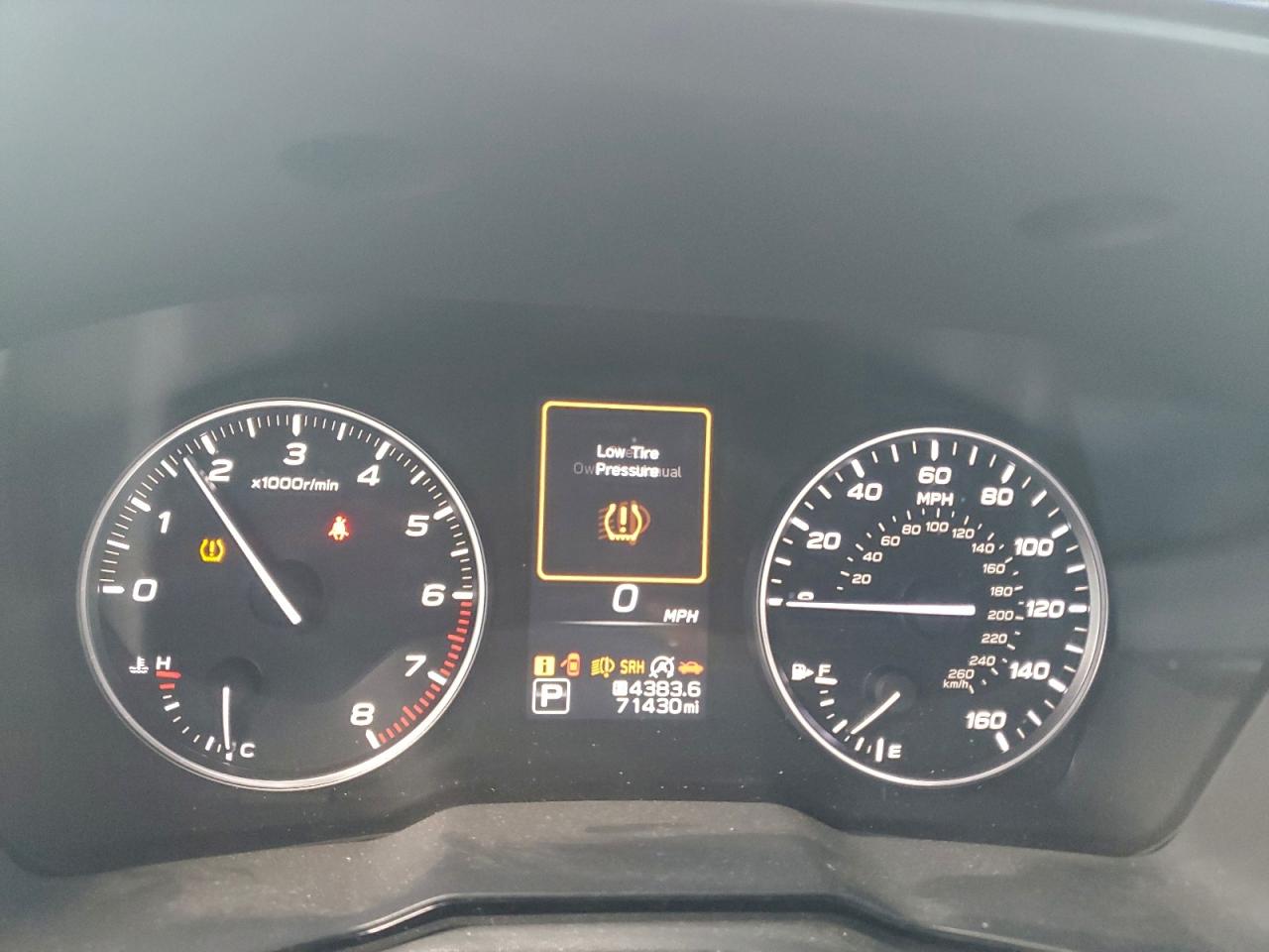 Subaru Legacy Premium Image 4