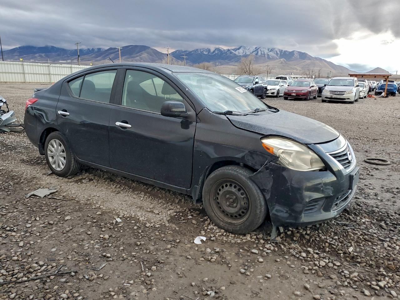 Nissan Versa S Image 10