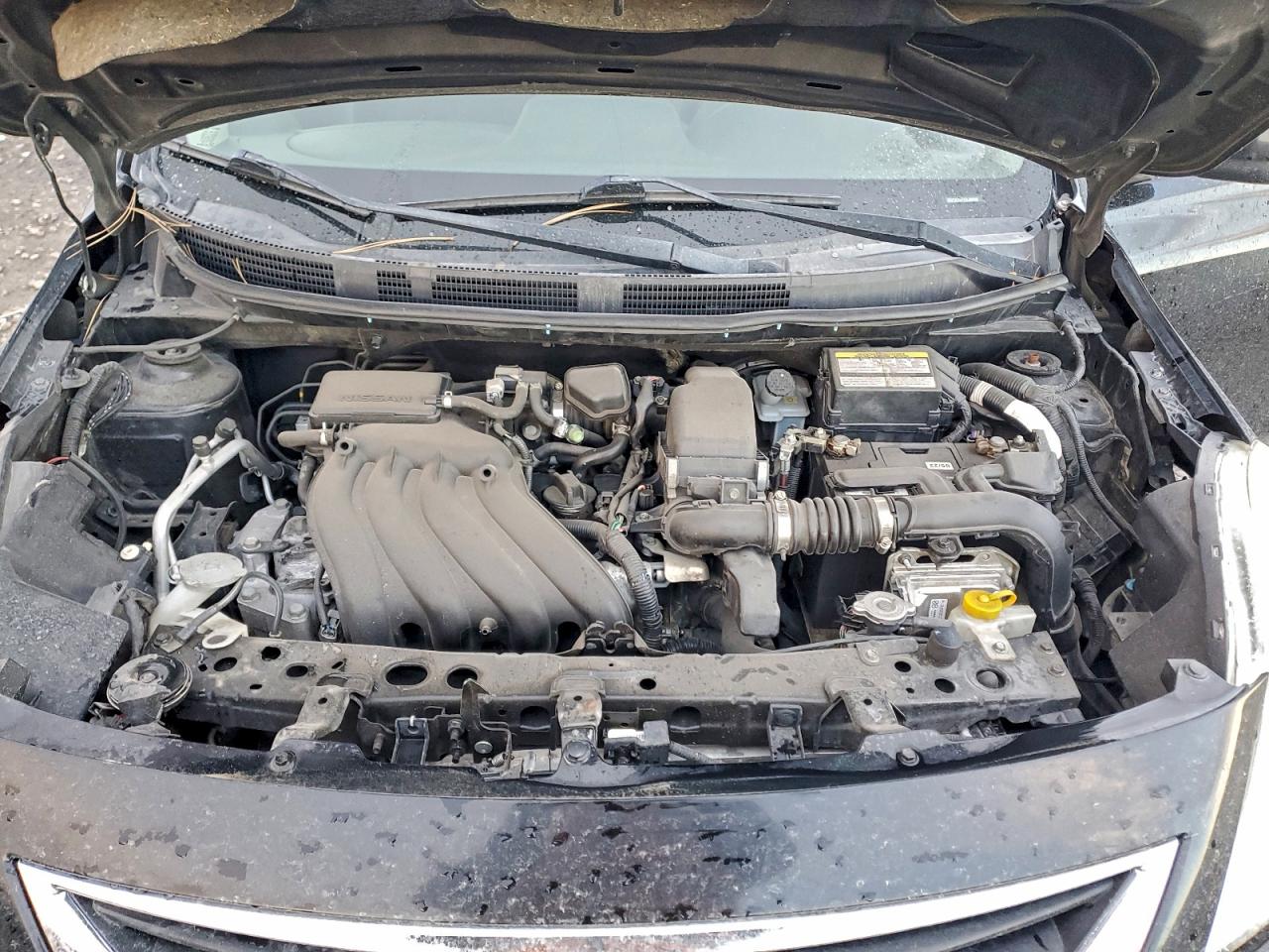 Nissan Versa S Image 11