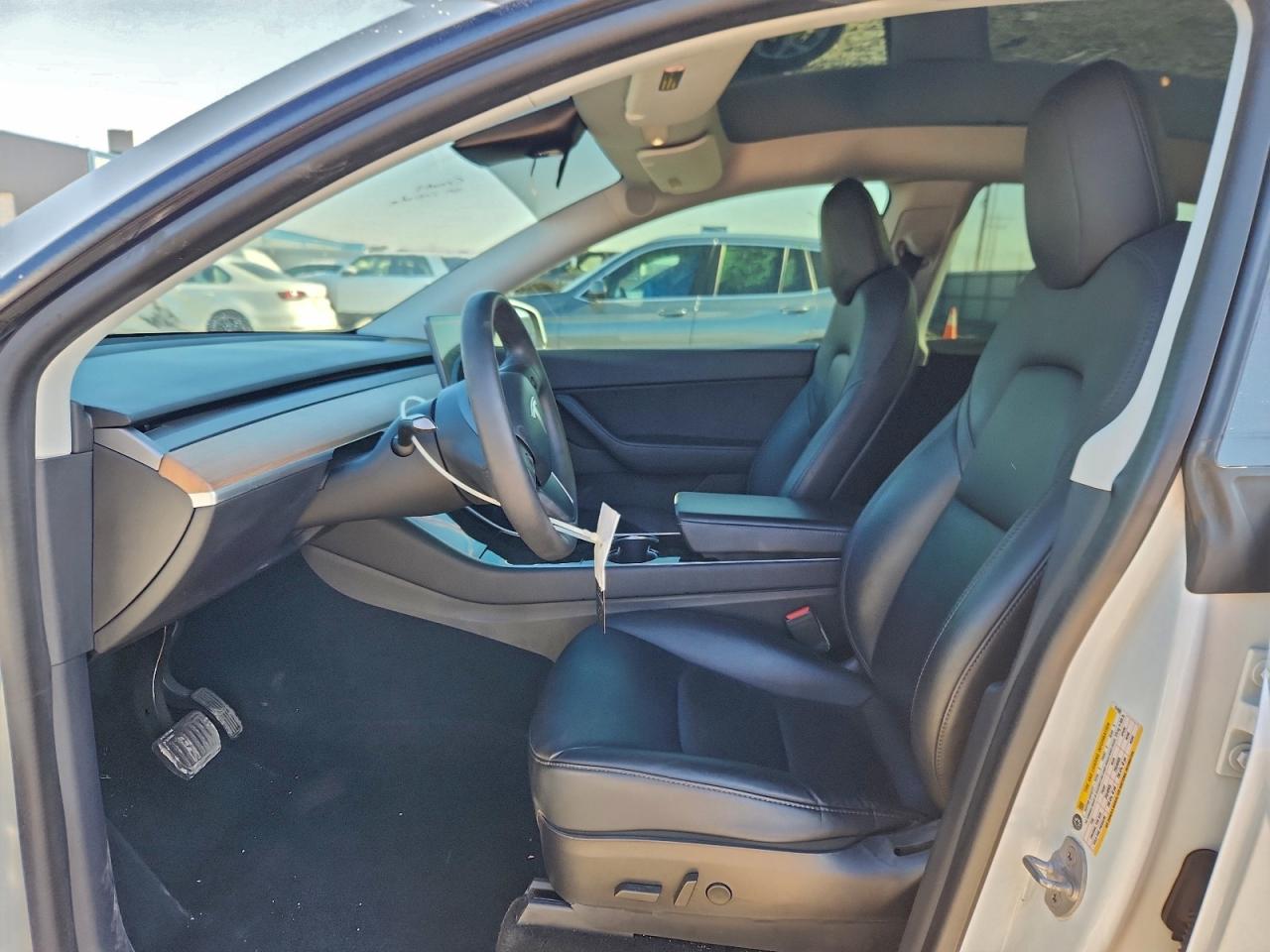 Tesla Model Y Image 2