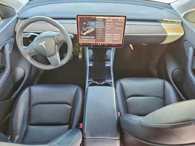 Tesla Model Y Image 8