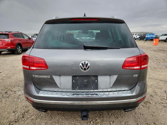 Volkswagen Touareg Sport Image 5