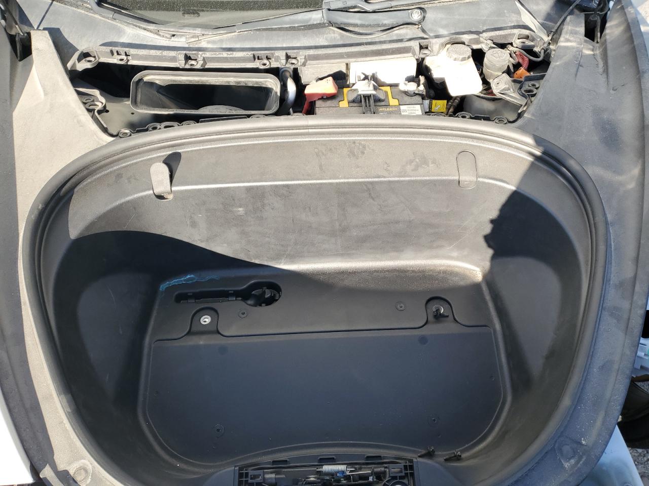 Tesla Model 3 Image 5
