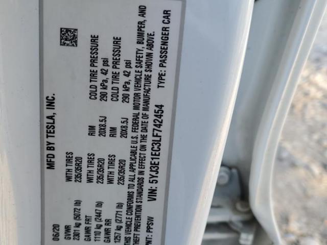 Tesla Model 3 Image 7