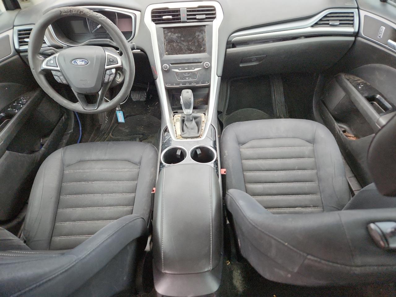 Ford Fusion Se Image 8